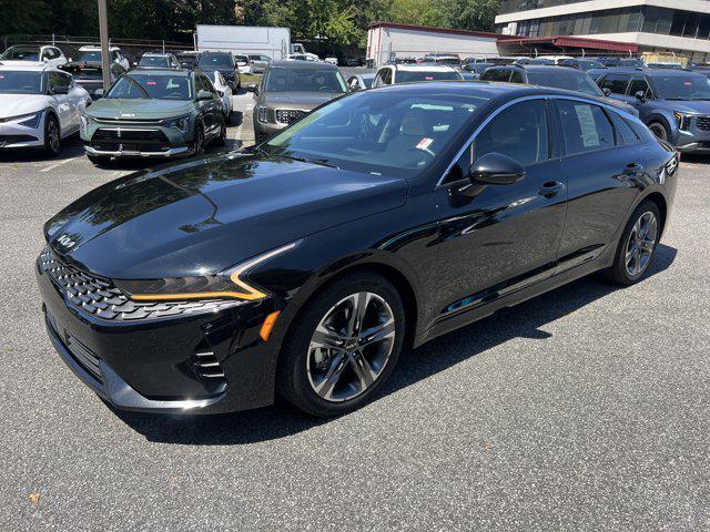 Photo of 2022 Ebony Black Kia K5