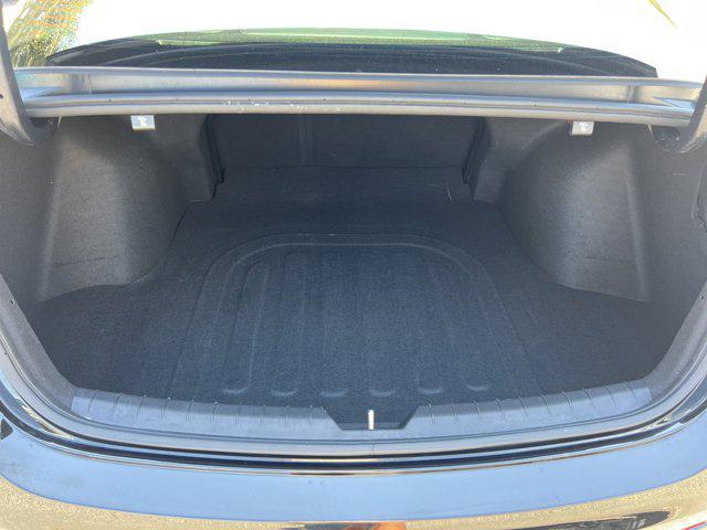 Photo of 2022 Ebony Black Kia K5