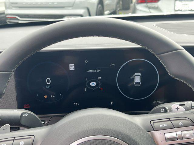 Photo of 2024 Atlas White Hyundai KONA