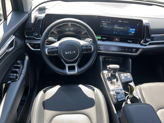 Photo of 2024 Ebony Black Kia Sportage