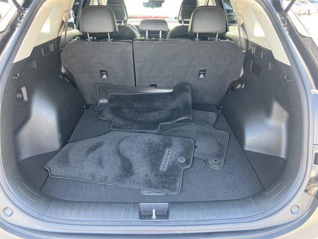 Photo of 2024 Ebony Black Kia Sportage