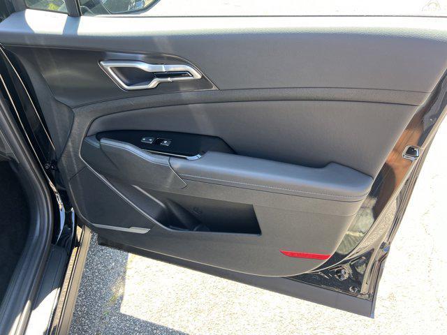 Photo of 2024 Ebony Black Kia Sportage