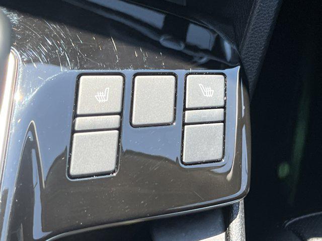 Photo of 2024 Ebony Black Kia Sportage
