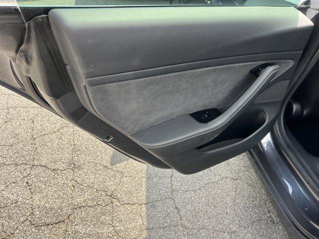 Photo of 2019 Gray Tesla Model 3
