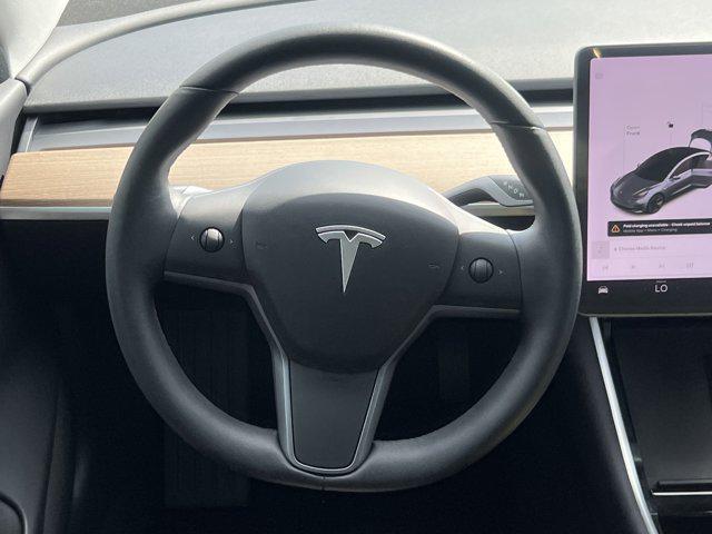 Photo of 2019 Gray Tesla Model 3