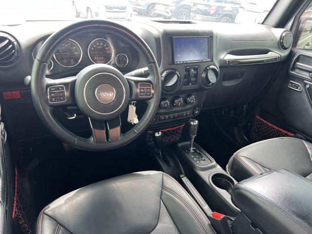 Photo of 2017 Granite Crystal Metallic Clearcoat Jeep Wrangler Unlimited