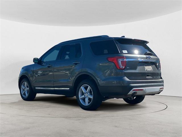 Photo of 2017 Magnetic Ford Explorer