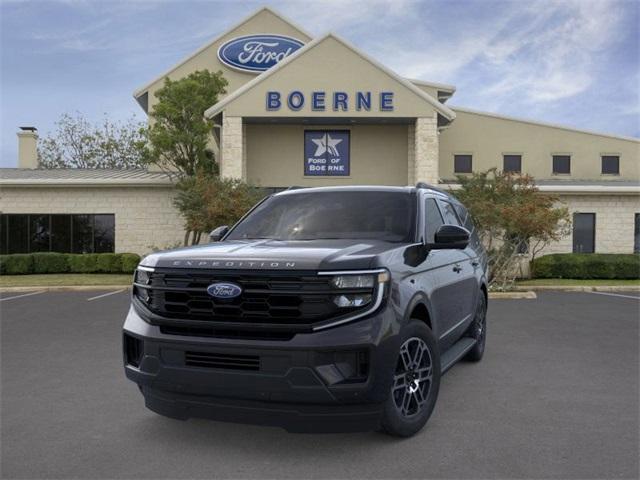 Photo of 2025 Black Ford Expedition