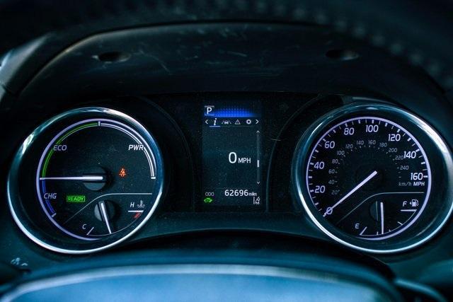 Photo of 2019 Black Toyota Camry Hybrid