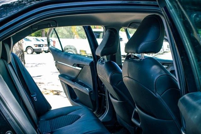 Photo of 2019 Black Toyota Camry Hybrid