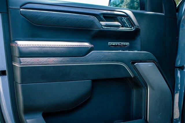 Photo of 2024 Gray GMC Sierra 1500