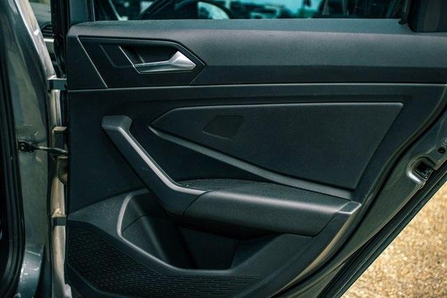 Photo of 2021 Platinum Gray Metallic Volkswagen Jetta