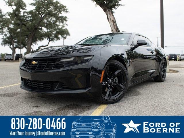 Photo of 2020 Black Chevrolet Camaro