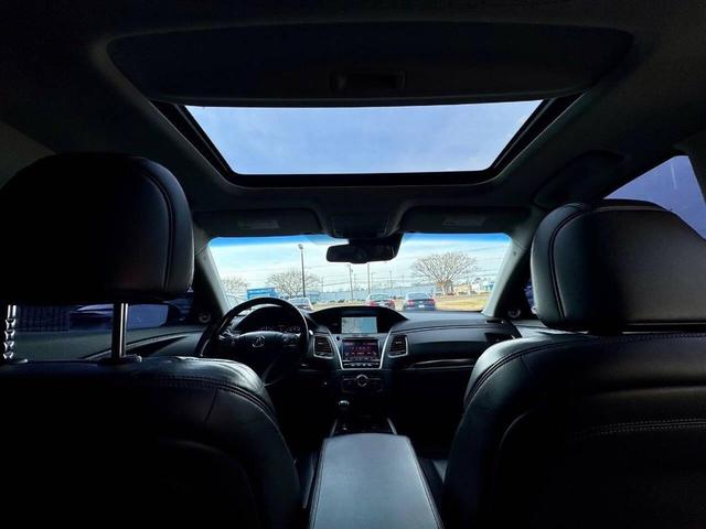 Photo of 2014 Forged Silver Metallic Acura RLX