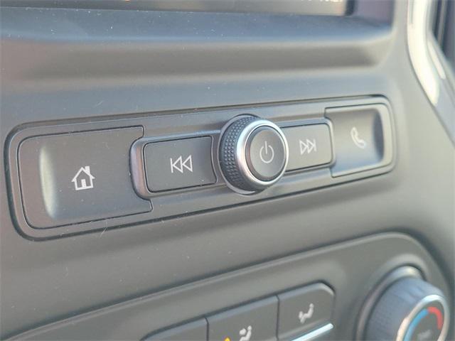 Photo of 2022 Black Chevrolet Silverado 1500