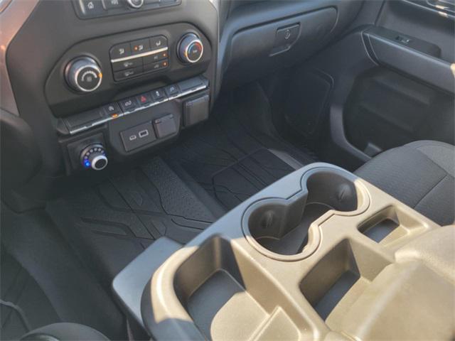 Photo of 2022 Black Chevrolet Silverado 1500