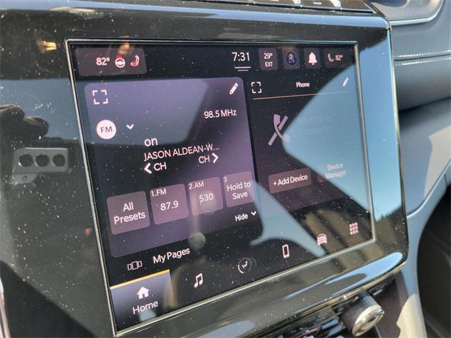 Photo of 2025 Diamond Black Crystal Pearlcoat Jeep Grand Cherokee