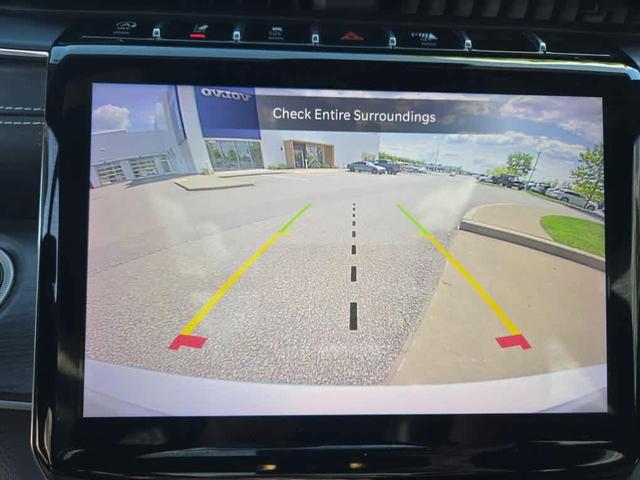 Photo of 2021 Silver Zynith Jeep Grand Cherokee L