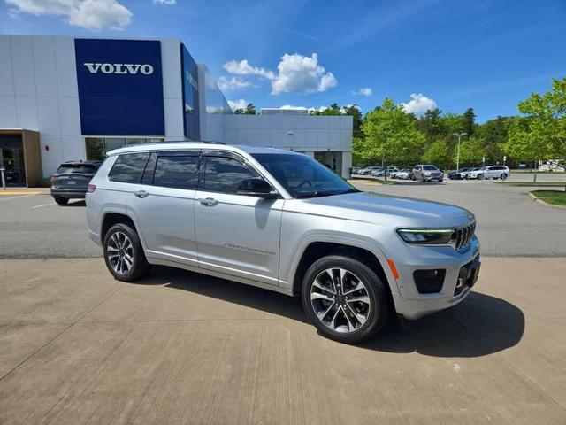 Photo of 2021 Silver Zynith Jeep Grand Cherokee L