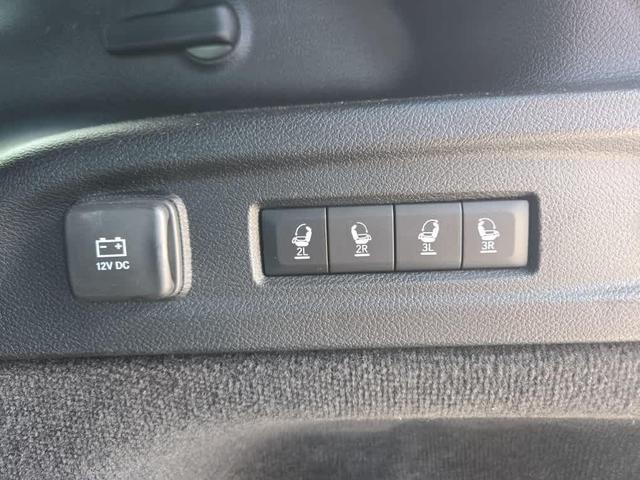 Photo of 2021 Silver Zynith Jeep Grand Cherokee L