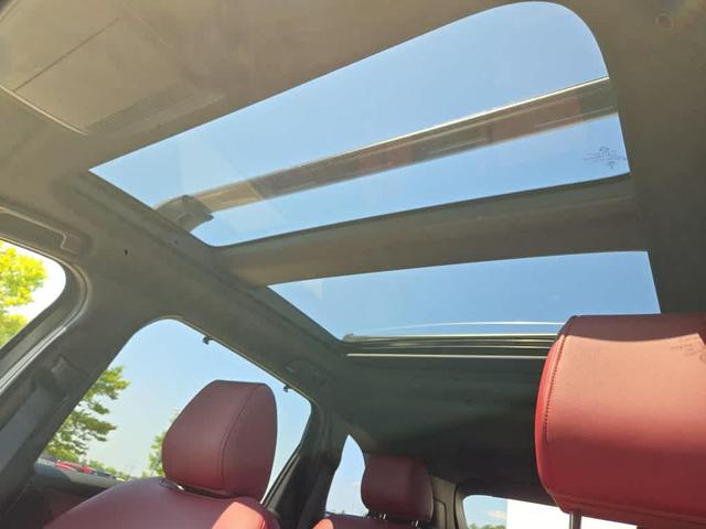 Photo of 2025 Rhodium White Premium Mazda CX-70