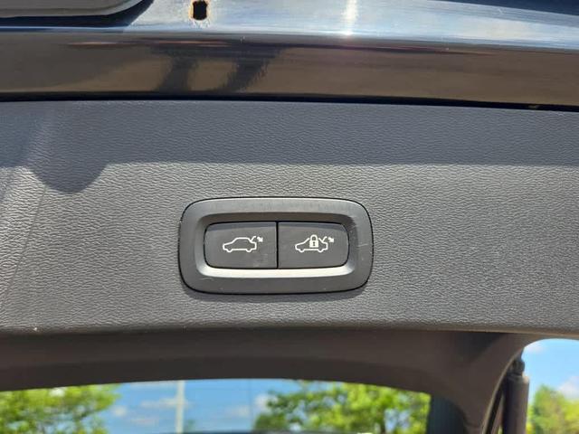 Photo of 2019 Black Stone Volvo XC40