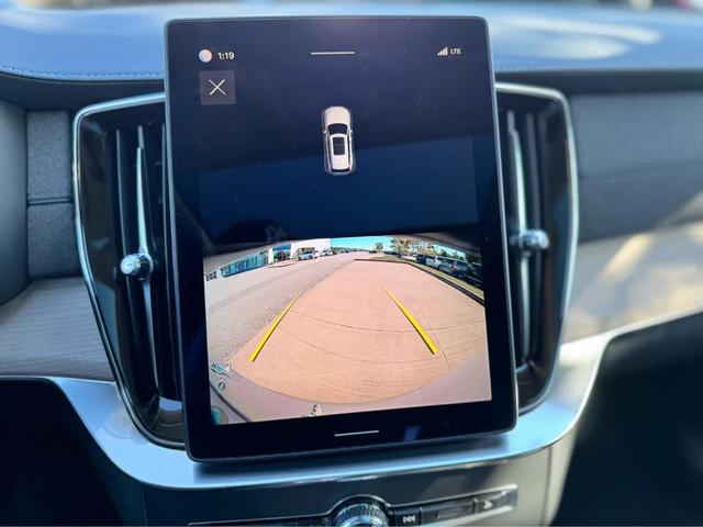 Photo of 2026 Silver Volvo XC90