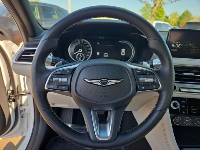 Photo of 2024 Alta White Genesis G70