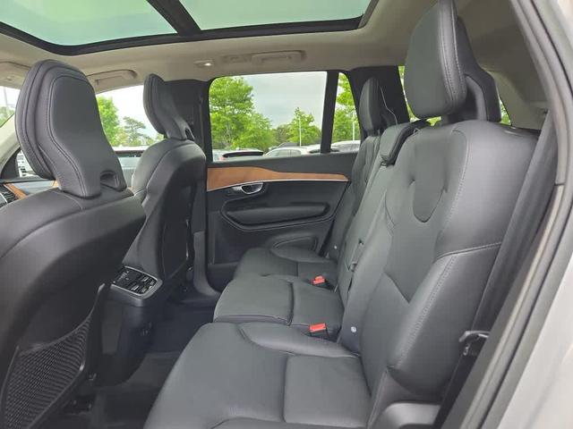Photo of 2023 Silver Volvo XC90