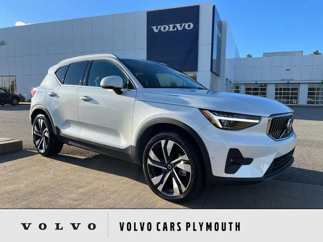 2024 Volvo XC40