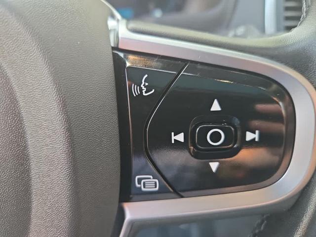 Photo of 2025 Silver Volvo XC90