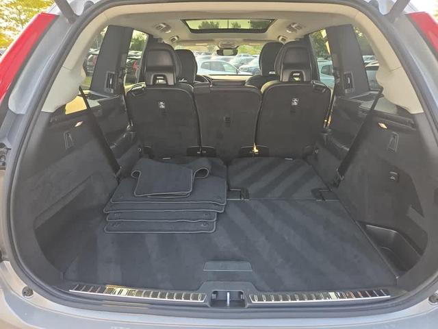 Photo of 2025 Silver Volvo XC90