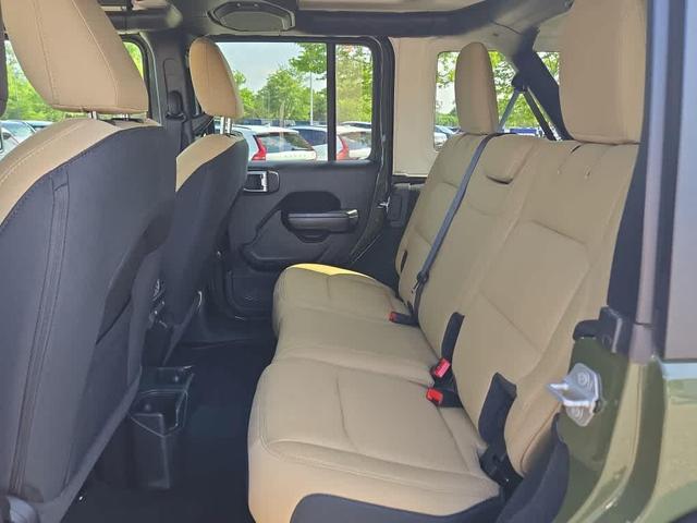 Photo of 2021 Sarge Green Clearcoat Jeep Wrangler Unlimited