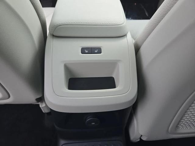Photo of 2025 Onyx Black Volvo XC60 Plug-In Hybrid