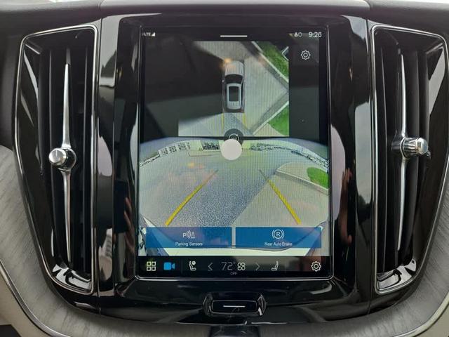 Photo of 2025 Onyx Black Volvo XC60 Plug-In Hybrid