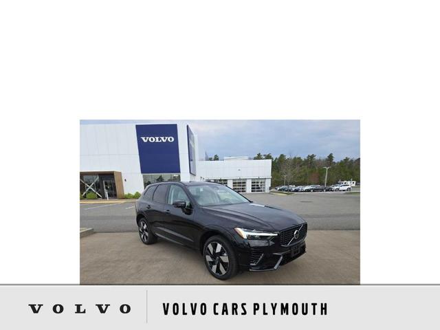 Photo of 2025 Onyx Black Volvo XC60 Plug-In Hybrid