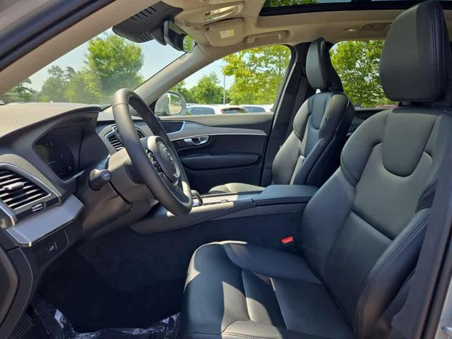 Photo of 2024 Metallic Volvo XC90