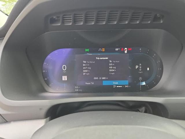 Photo of 2024 Metallic Volvo XC90