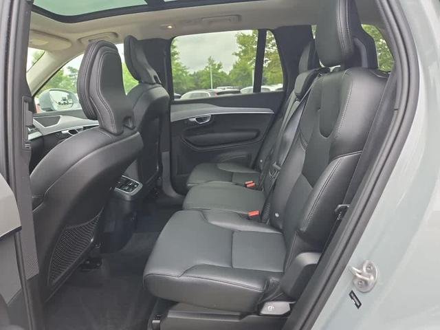 Photo of 2024 Metallic Volvo XC90