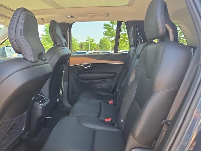 Photo of 2022 Denim Blue Metallic Volvo XC90