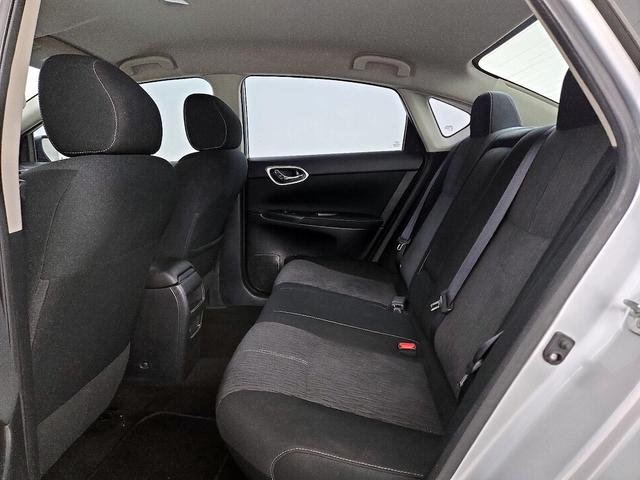 Photo of 2015 Silver Nissan Sentra