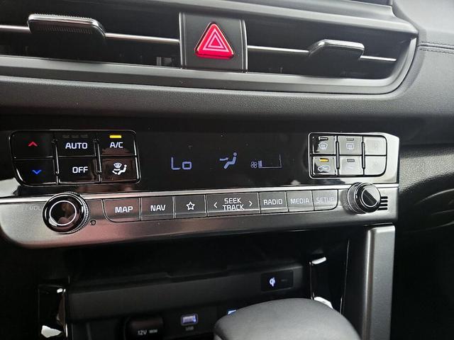 Photo of 2025 Gray Kia Seltos