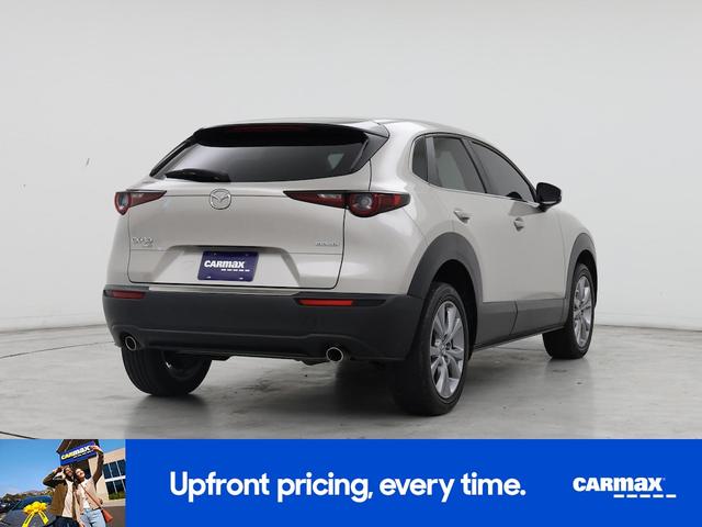 Photo of 2023 Gold Mazda CX-30