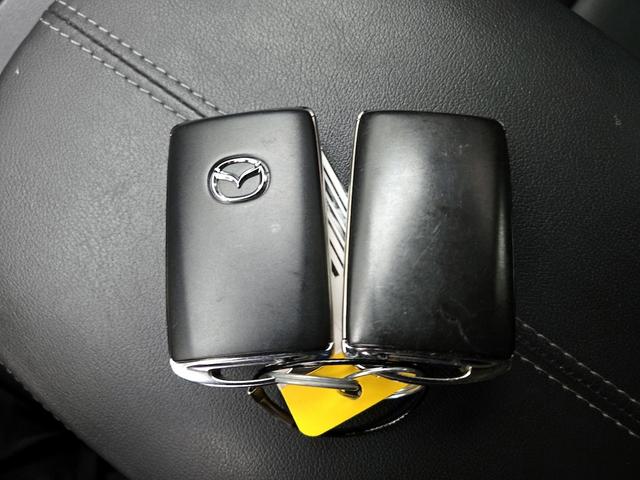 Photo of 2023 Gold Mazda CX-30