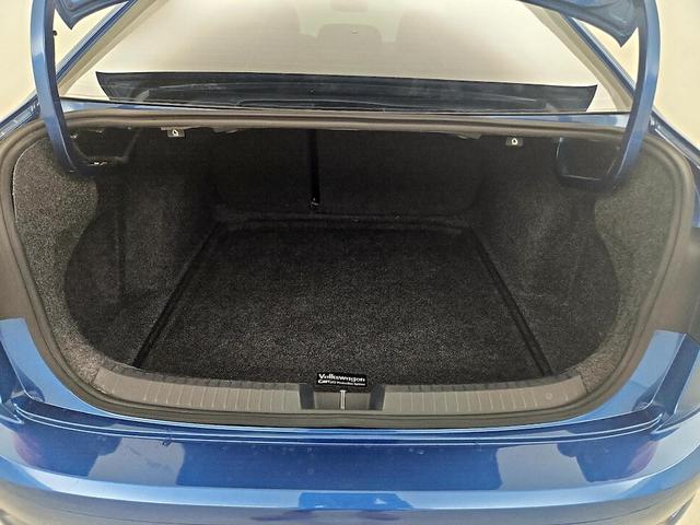 Photo of 2019 Blue Volkswagen Jetta