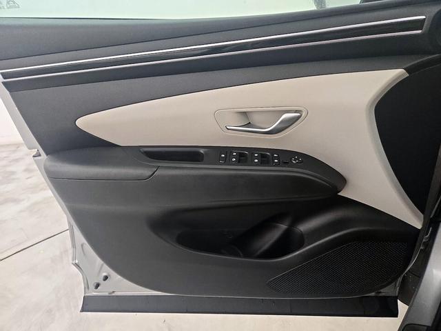 Photo of 2023 Silver Hyundai TUCSON