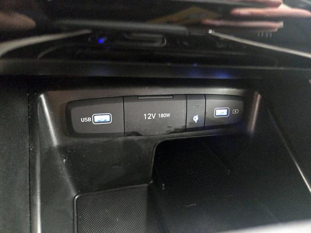 Photo of 2023 Silver Hyundai TUCSON