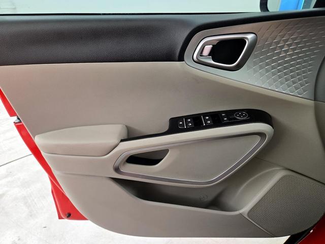 Photo of 2023 Red Kia Soul