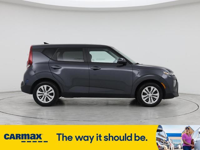 Photo of 2021 Gray Kia Soul