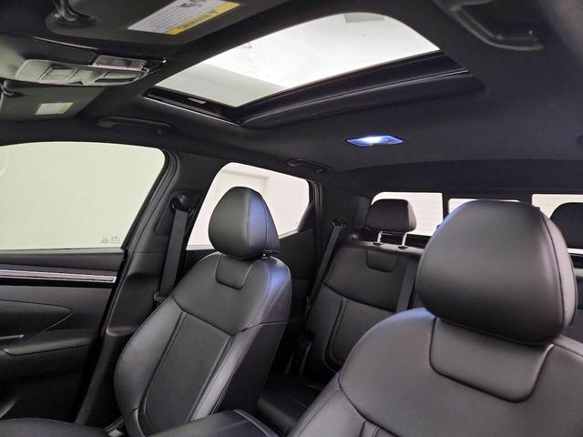 Photo of 2024 Black Hyundai SANTA CRUZ